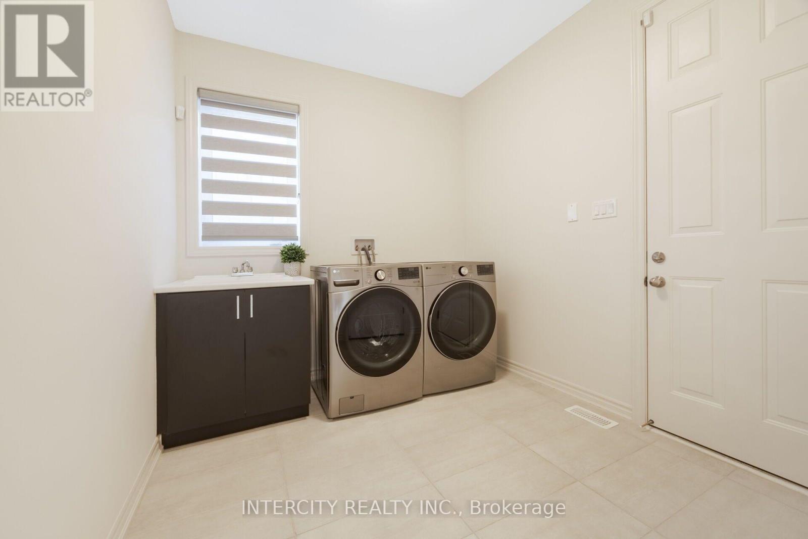 8 Elderberry Way, Adjala-Tosorontio, Ontario  L0G 1W0 - Photo 28 - N13639432