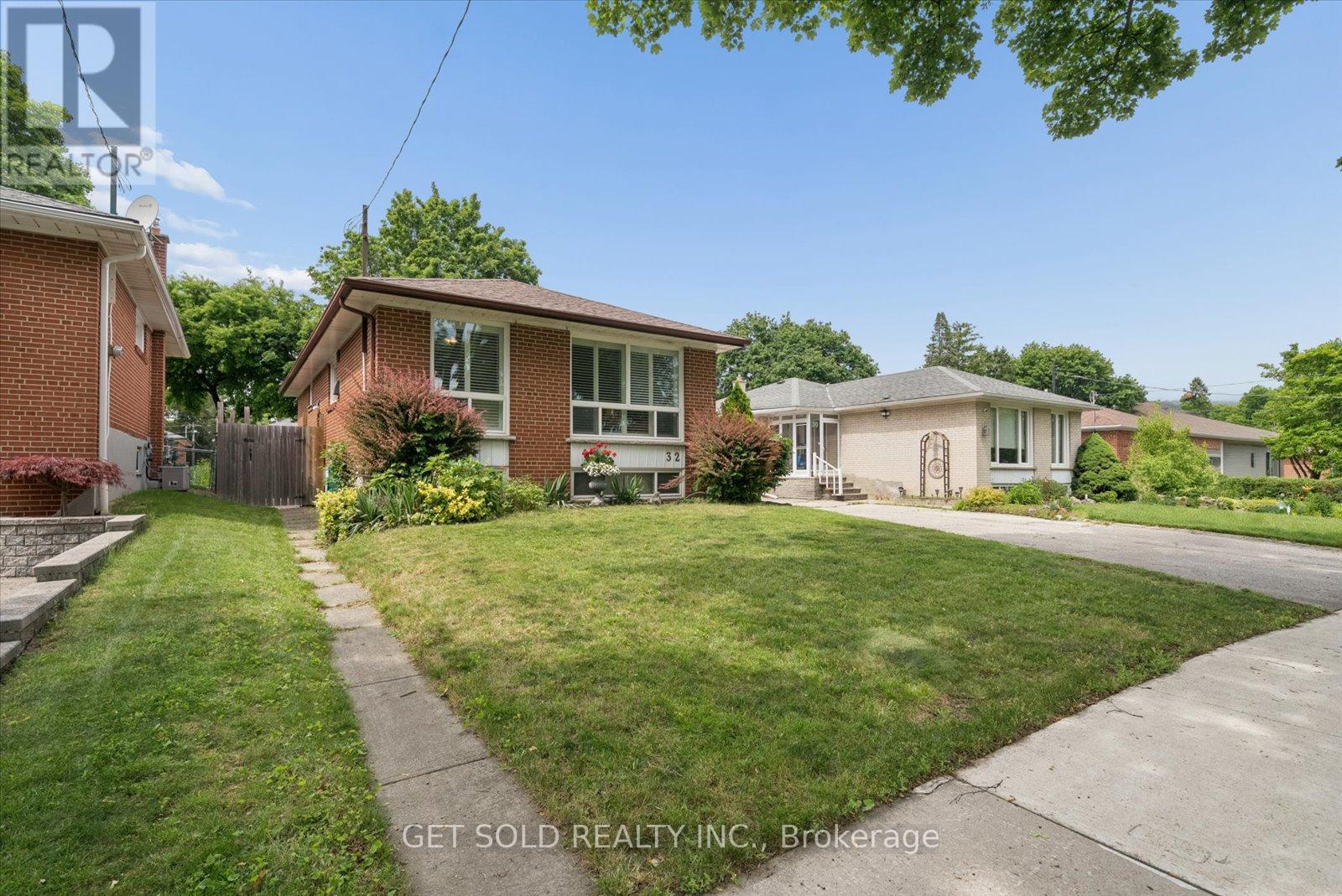 32 Checkendon Drive, Toronto, Ontario  M9W 2Y9 - Photo 42 - W13639160