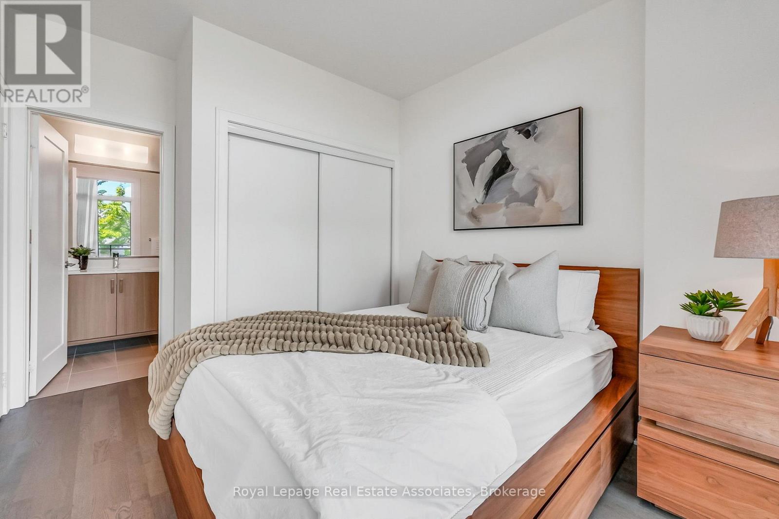 Gr26 - 1575 Lakeshore Road W, Mississauga, Ontario  L5J 0B1 - Photo 23 - W13639174