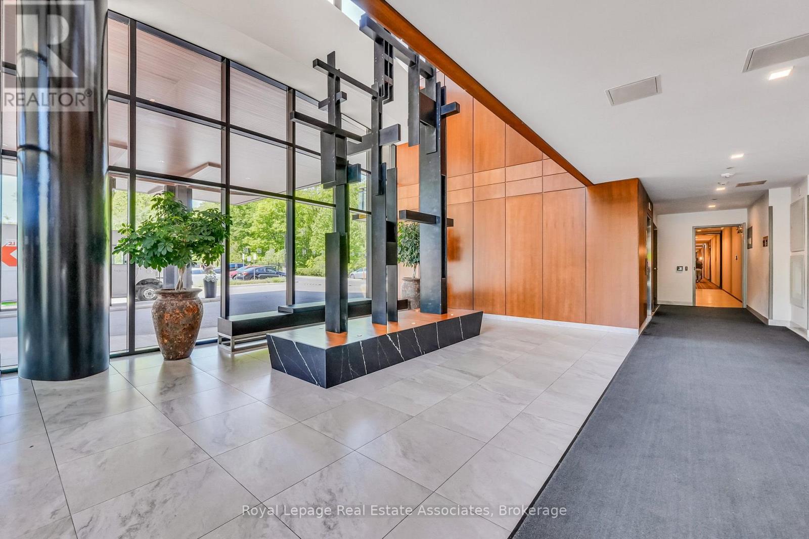 Gr26 - 1575 Lakeshore Road W, Mississauga, Ontario  L5J 0B1 - Photo 4 - W13639174