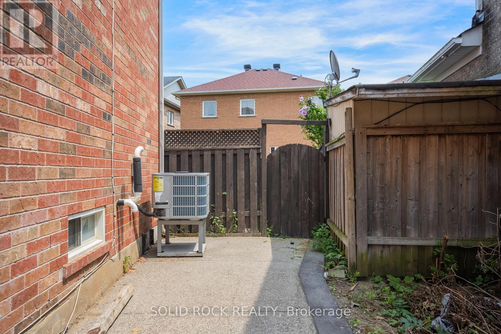 41 Trumpet Valley Boulevard, Brampton, Ontario  L7A 2Z8 - Photo 38 - W13639192