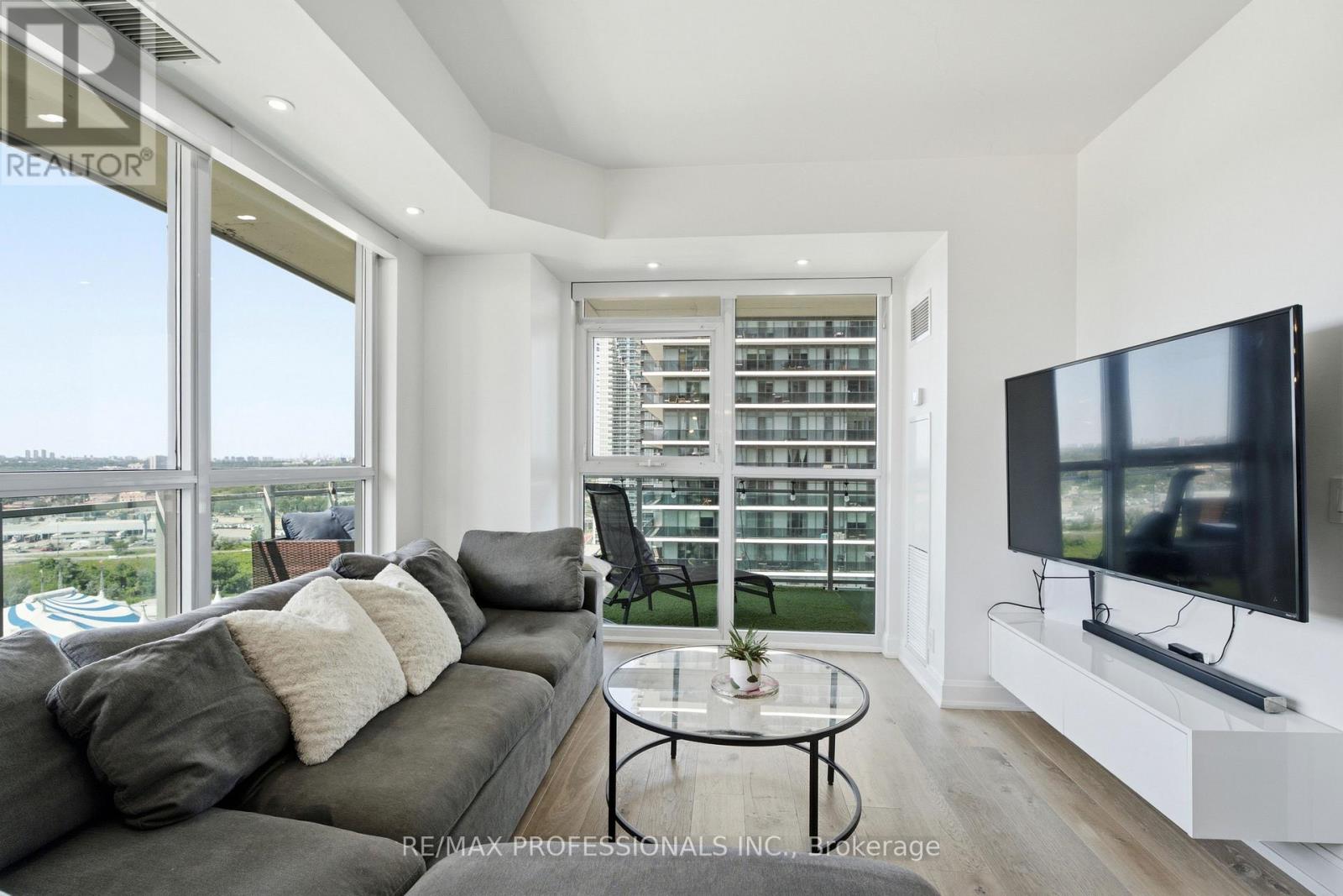 1904 - 33 Shore Breeze Drive, Toronto, Ontario  M8V 0G1 - Photo 14 - W13639220