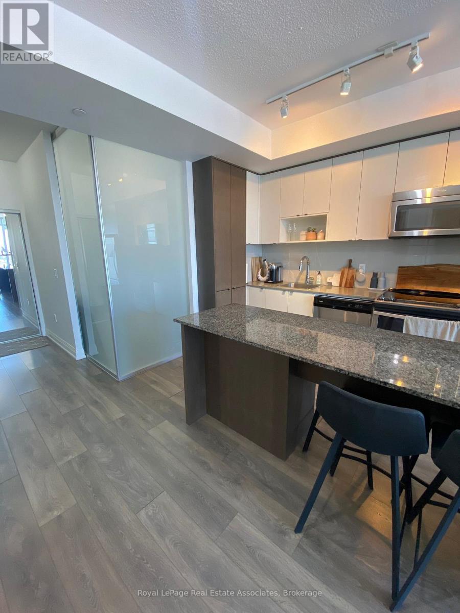 2701 - 9 Valhalla Inn Road, Toronto, Ontario  M9B 0B2 - Photo 7 - W13639226