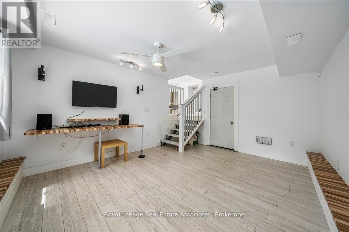 1168 Canterbury Road, Mississauga, Ontario  L5G 4A2 - Photo 16 - W13639294