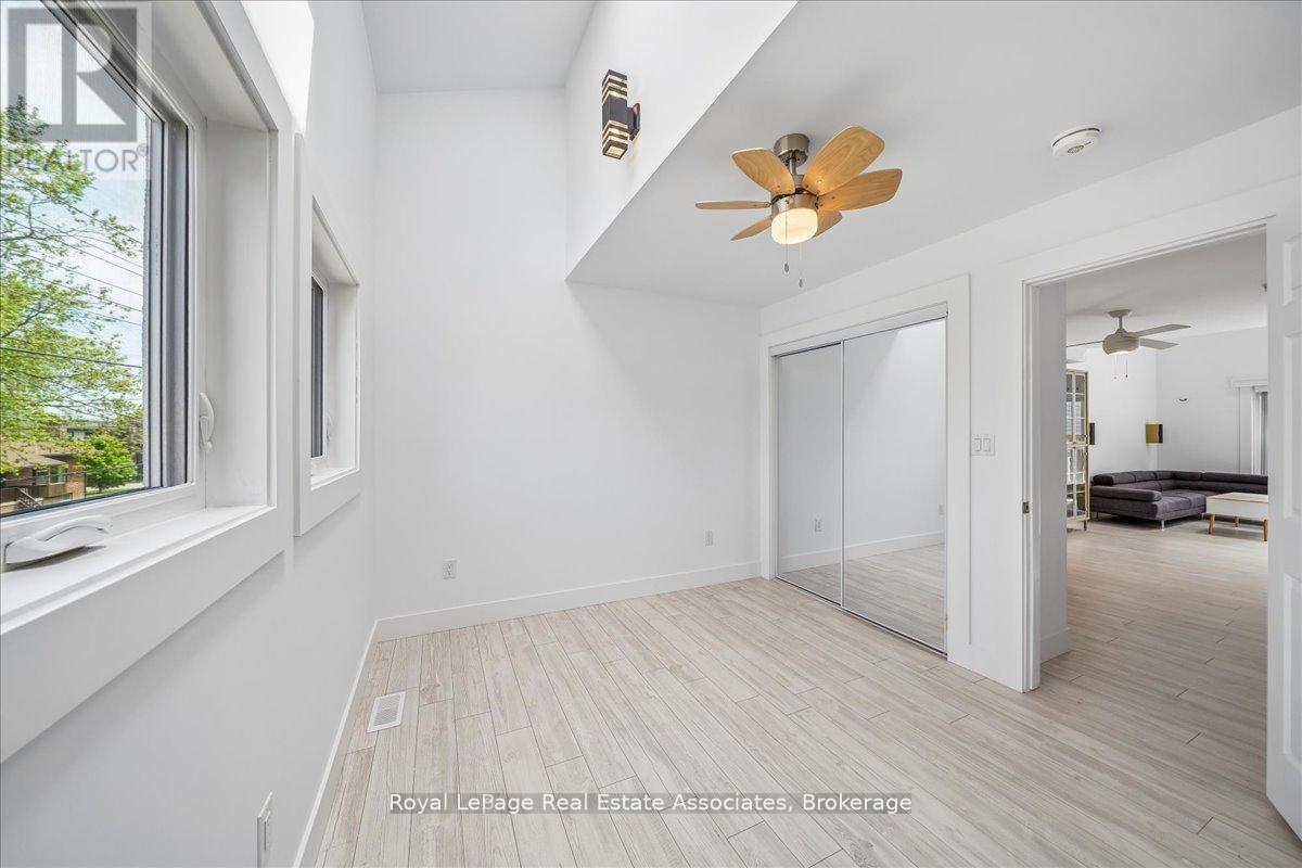 1168 Canterbury Road, Mississauga, Ontario  L5G 4A2 - Photo 24 - W13639294