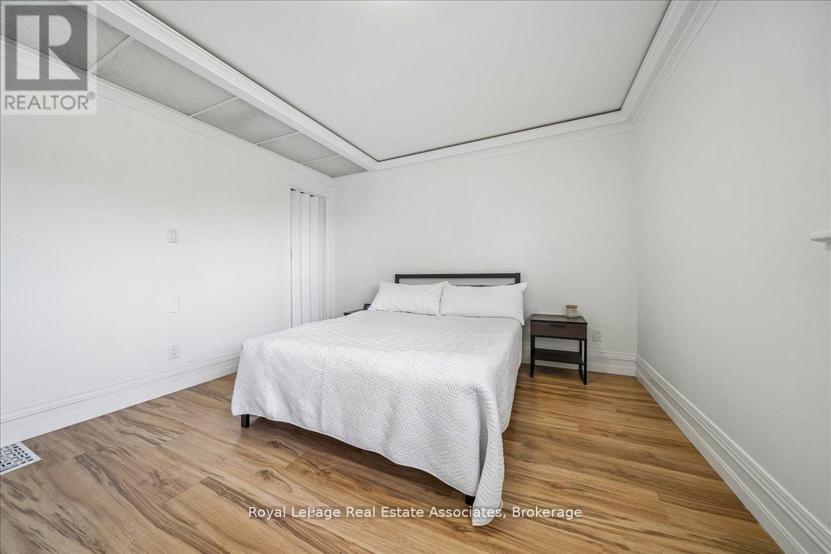 1168 Canterbury Road, Mississauga, Ontario  L5G 4A2 - Photo 25 - W13639294