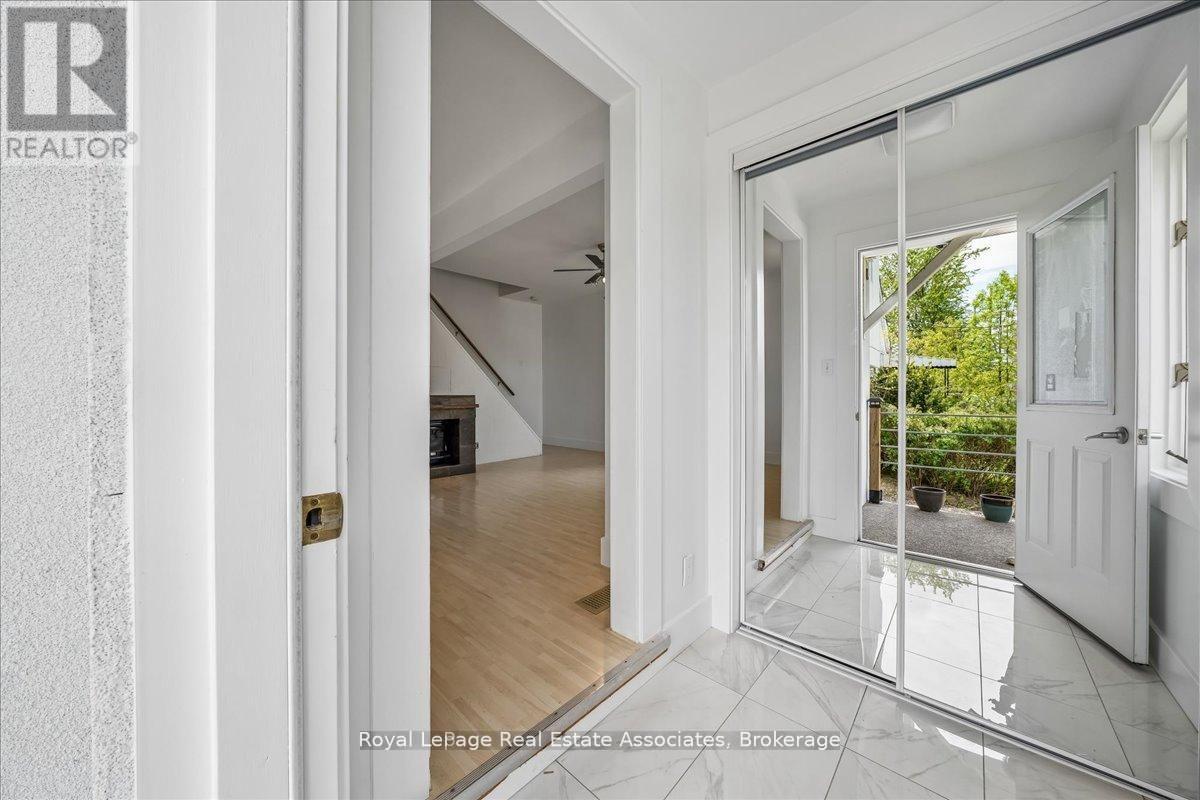 1168 Canterbury Road, Mississauga, Ontario  L5G 4A2 - Photo 9 - W13639294