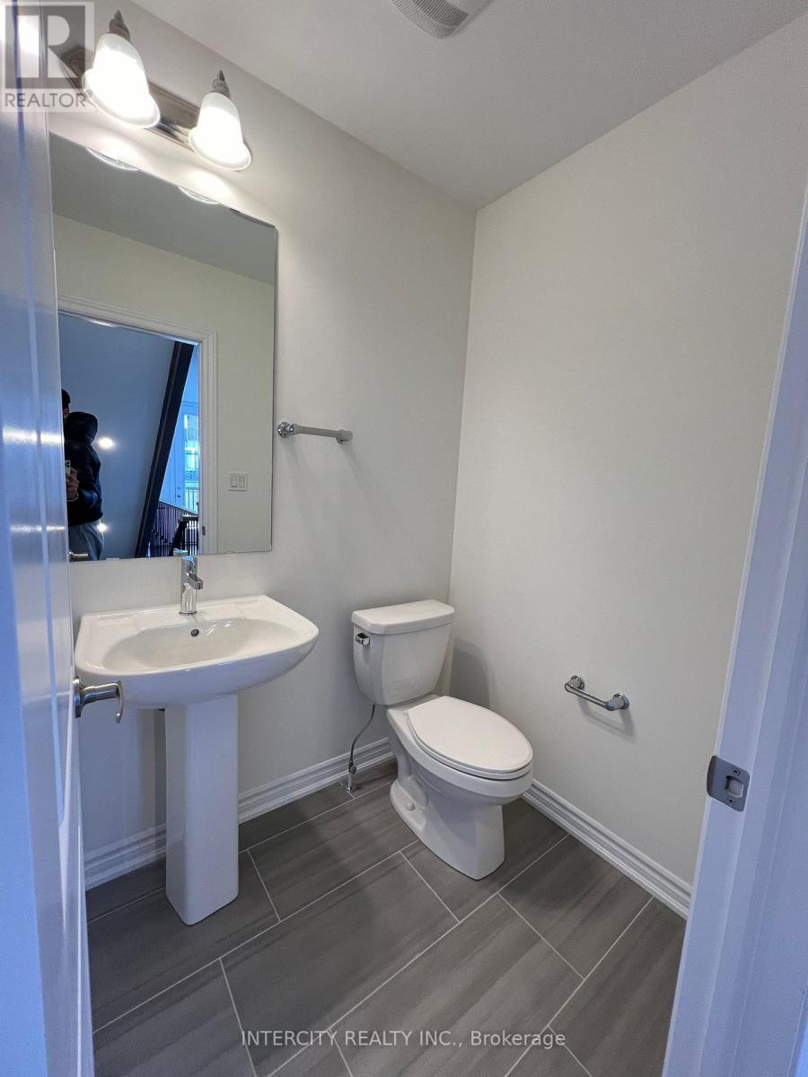 392 Tim Manley Avenue, Caledon, Ontario  L7C 1Z9 - Photo 4 - W13639330