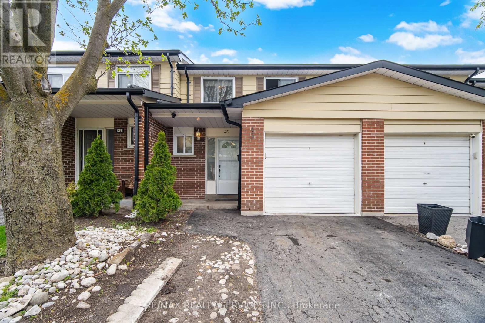 47 - 43 Vodden Court, Brampton, Ontario  L6V 2V7 - Photo 4 - W13639334
