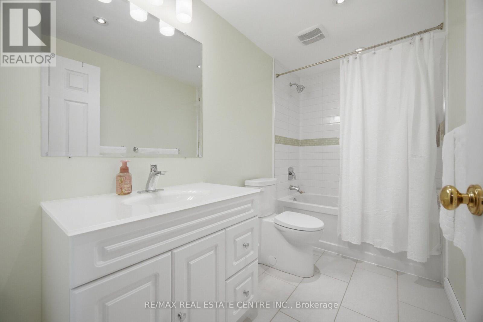 46 Butlermere Drive, Brampton, Ontario  L6Y 4R9 - Photo 37 - W13639336