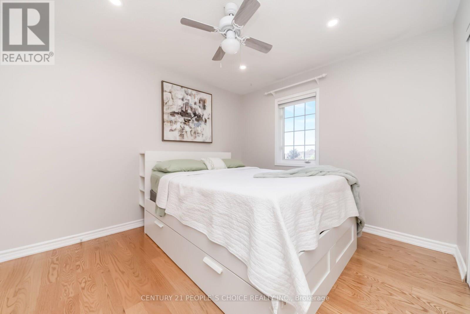 7448 Village Walk, Mississauga, Ontario L5W 2V7 - Photo 25 - W13639404