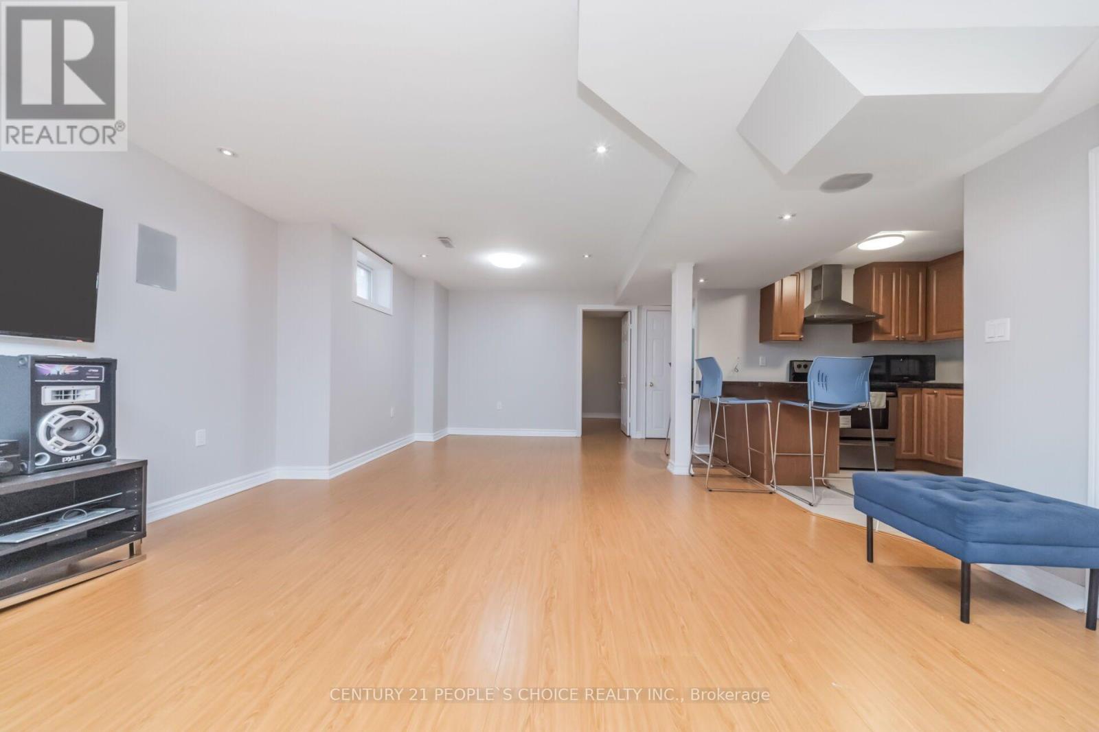 7448 Village Walk, Mississauga, Ontario L5W 2V7 - Photo 34 - W13639404