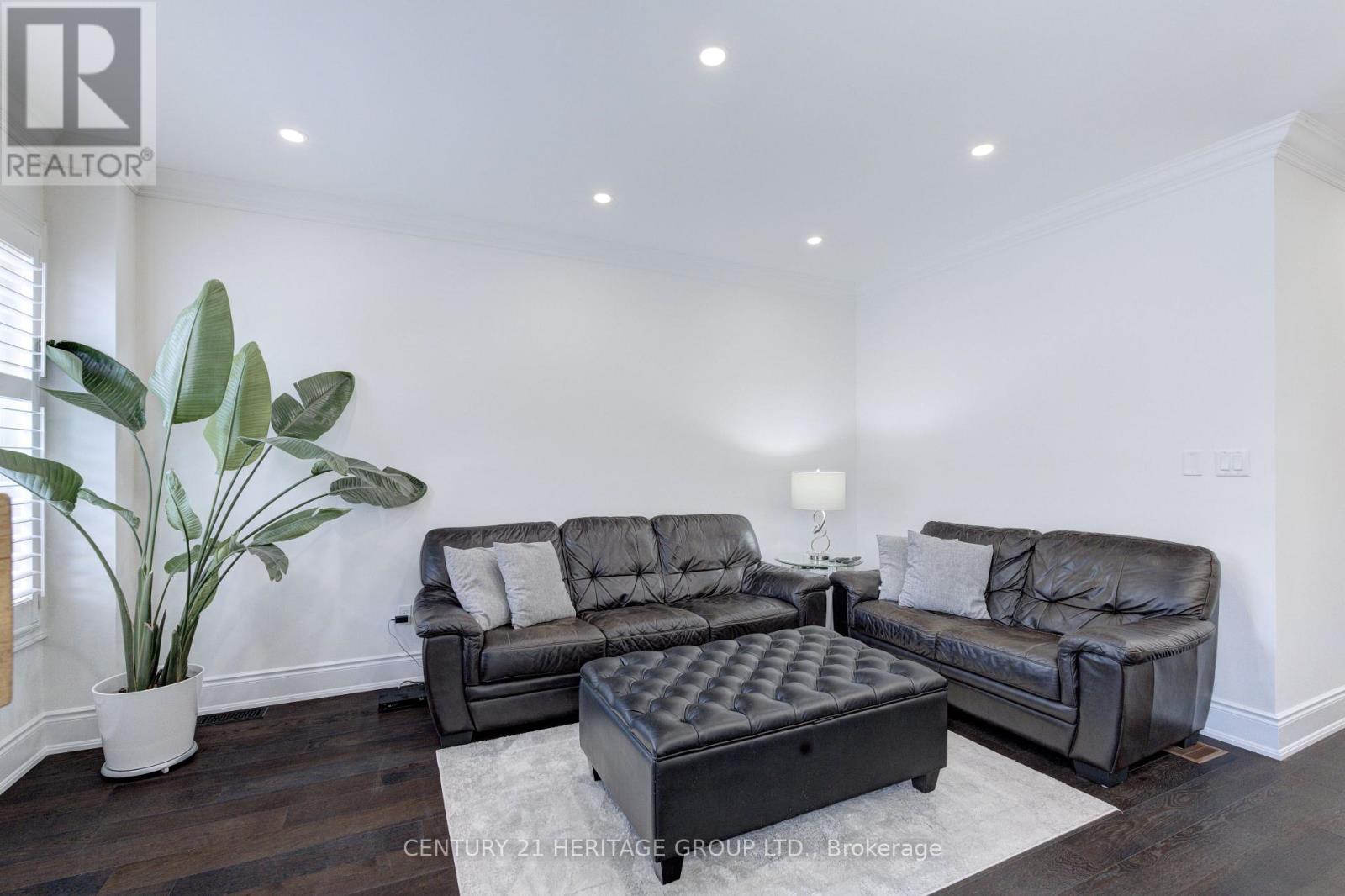 4 Accent Circle, Brampton, Ontario  L7A 0L2 - Photo 16 - W13639466