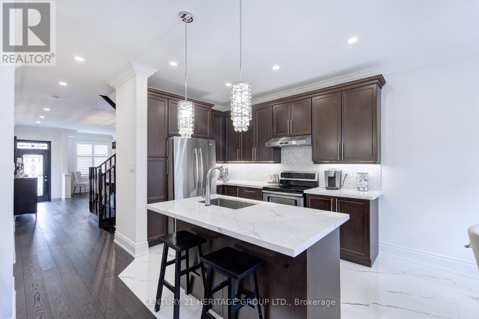 4 Accent Circle, Brampton, Ontario  L7A 0L2 - Photo 19 - W13639466