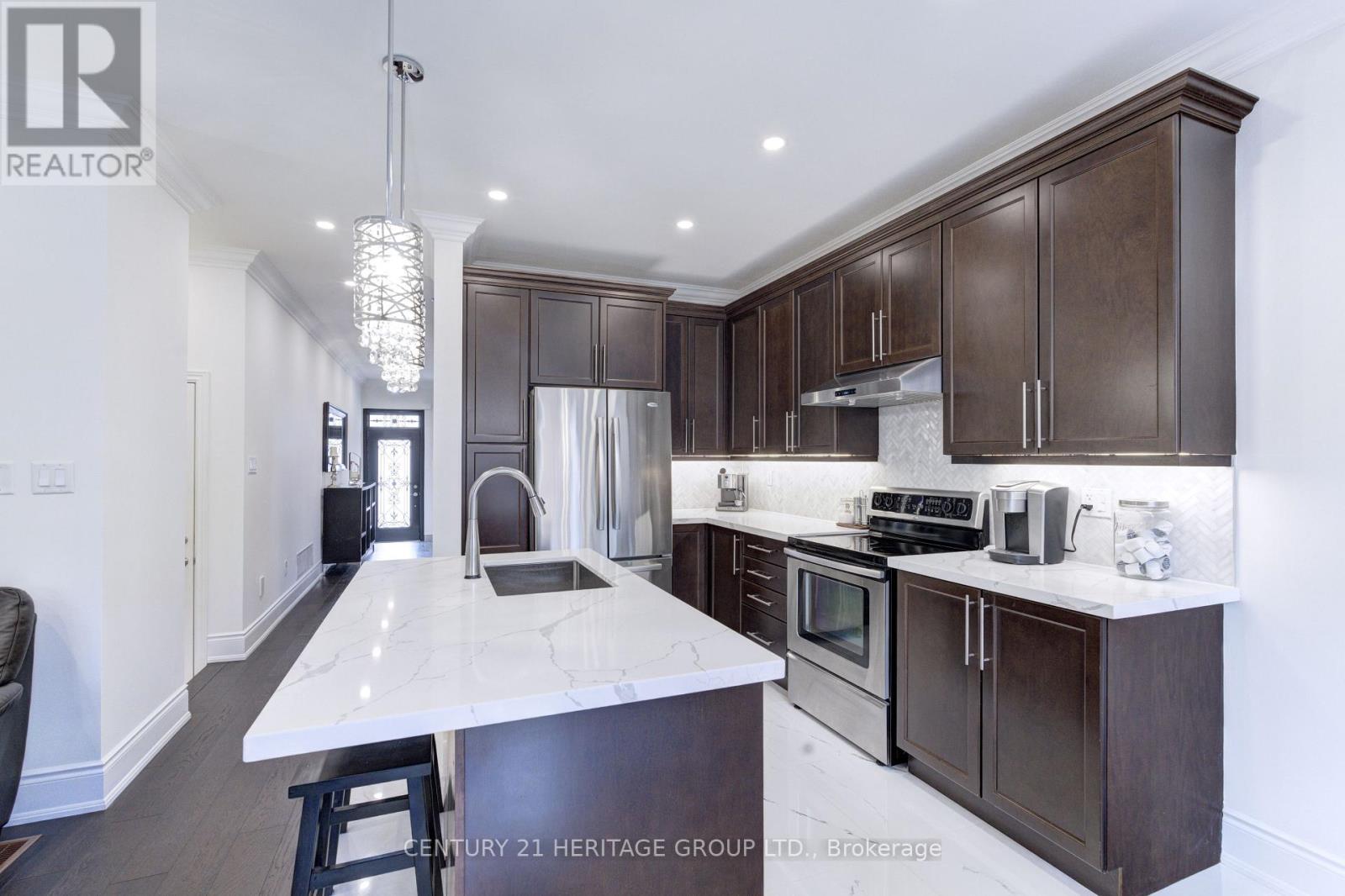 4 Accent Circle, Brampton, Ontario  L7A 0L2 - Photo 20 - W13639466