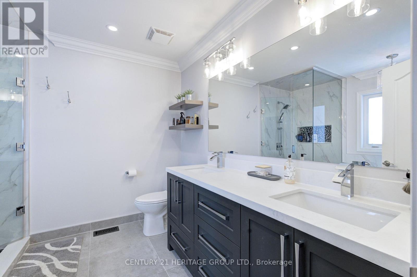 4 Accent Circle, Brampton, Ontario  L7A 0L2 - Photo 31 - W13639466