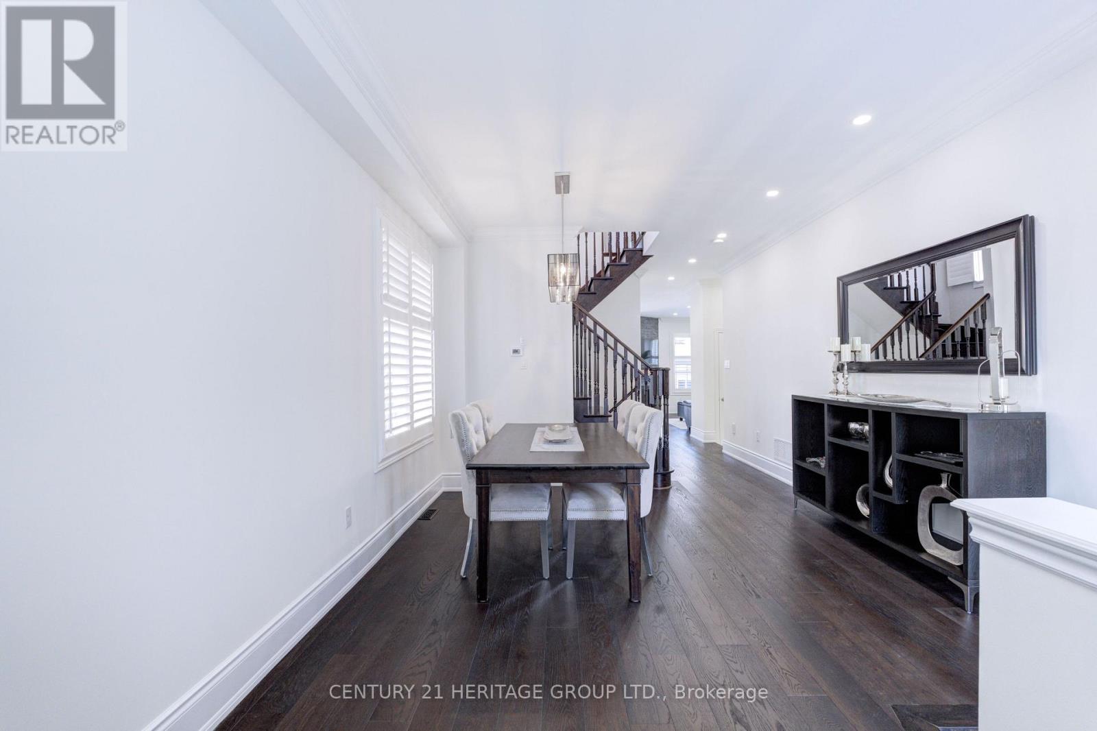4 Accent Circle, Brampton, Ontario  L7A 0L2 - Photo 6 - W13639466