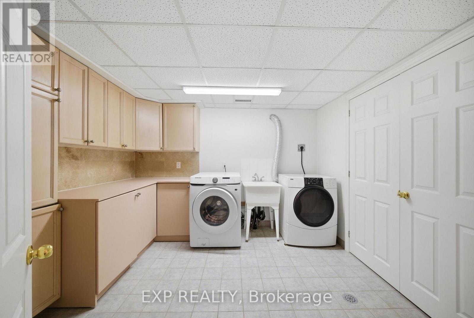 45 Flamborough Drive, Toronto, Ontario  M6M 2R5 - Photo 18 - W13639470