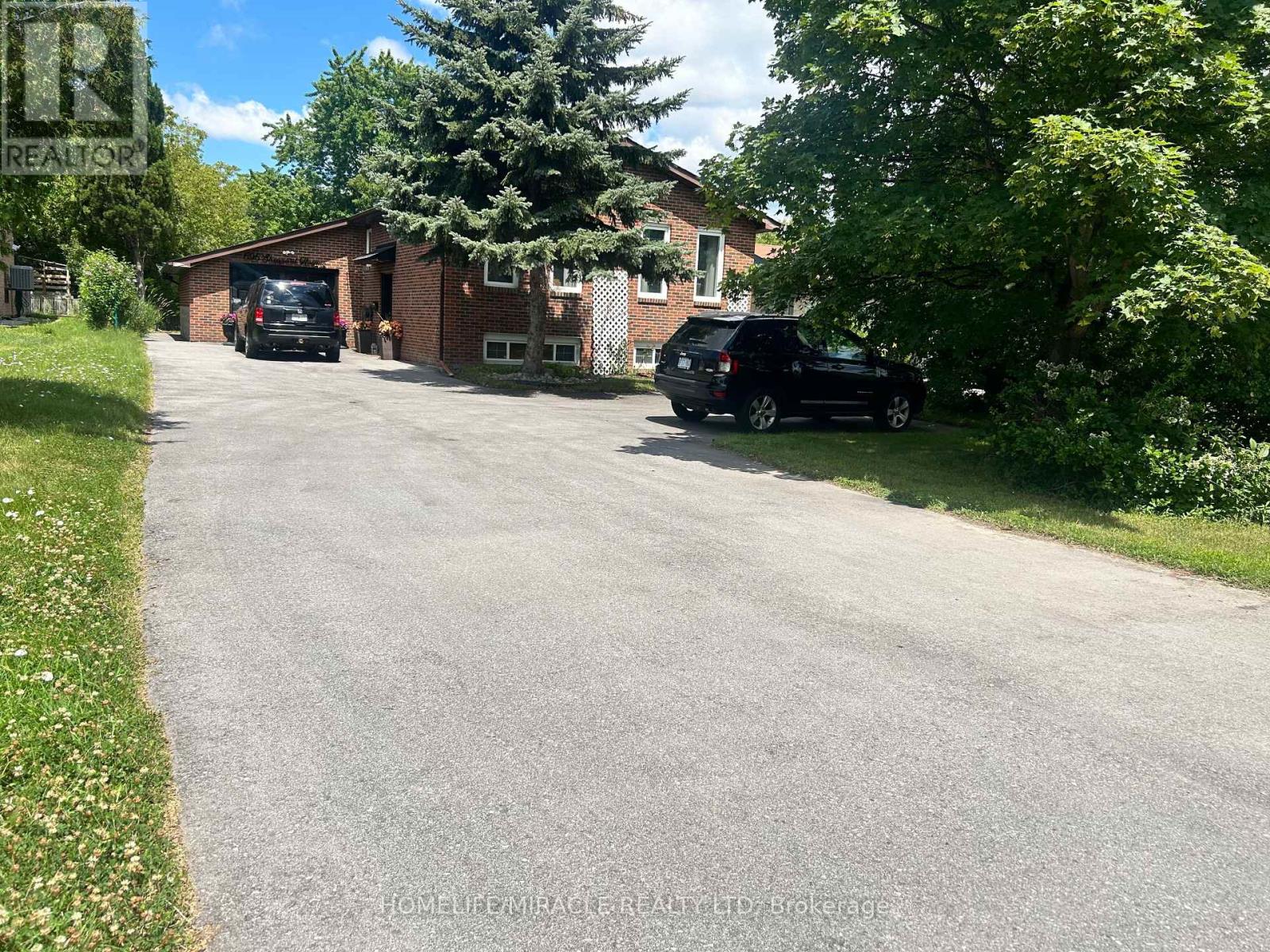 696 SHEPPARD AVENUE, Pickering, Ontario