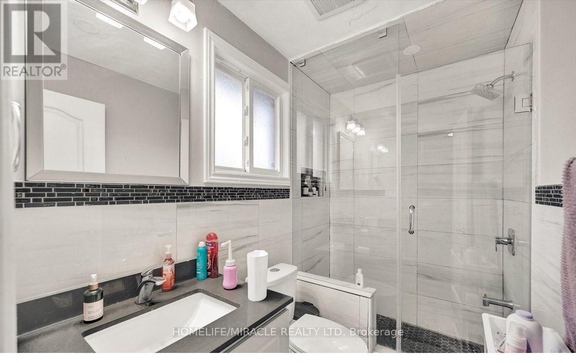 696 Sheppard Avenue, Pickering, Ontario  L1V 1G3 - Photo 14 - E13637938