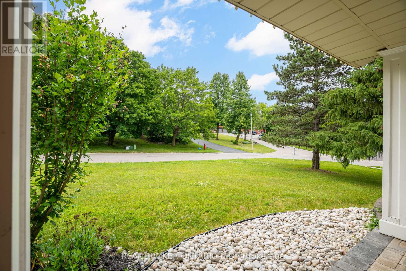 53 Marilyn Street, Caledon, Ontario L7C 1H5 - Photo 5 - W13509378