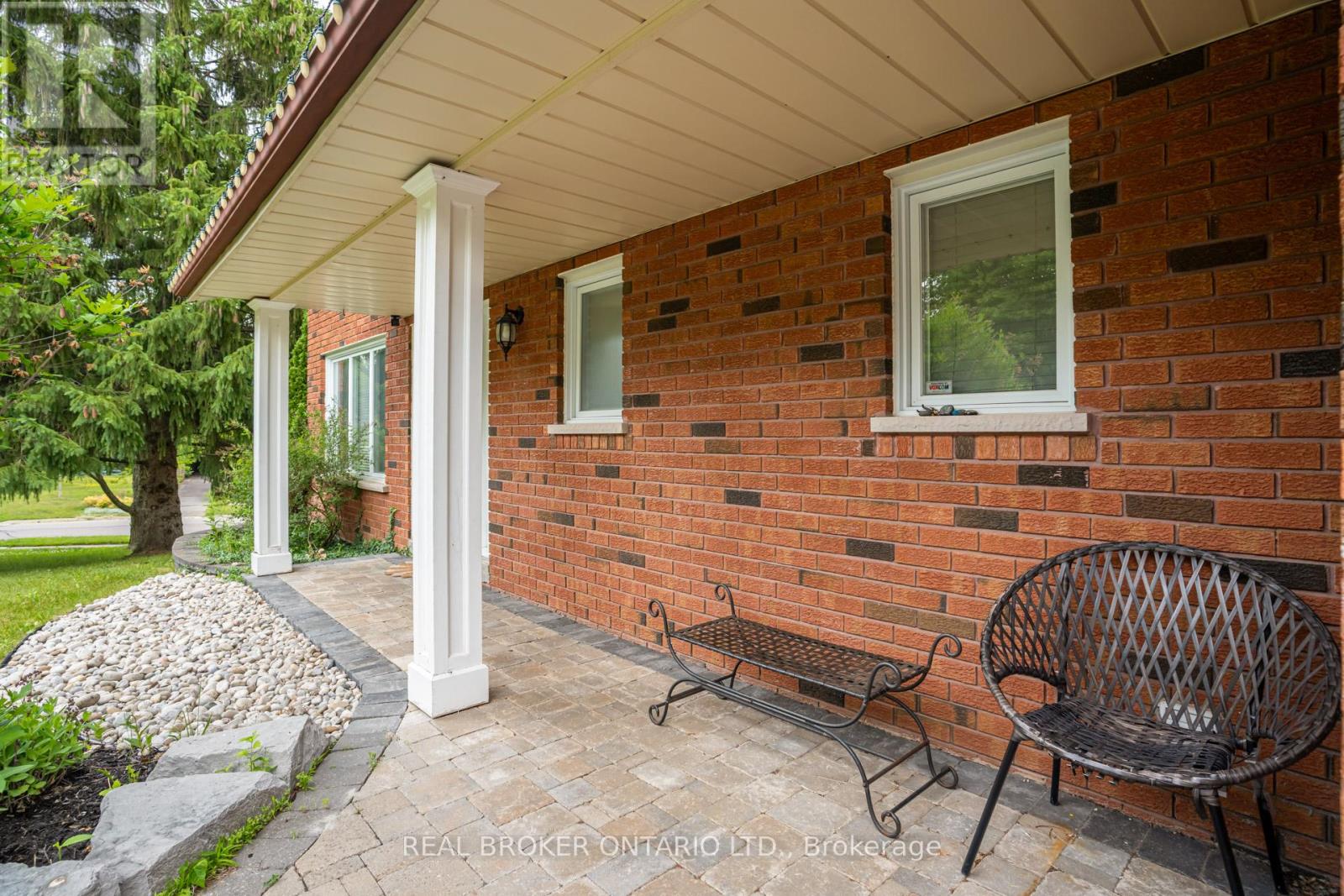 53 Marilyn Street, Caledon, Ontario L7C 1H5 - Photo 4 - W13509378