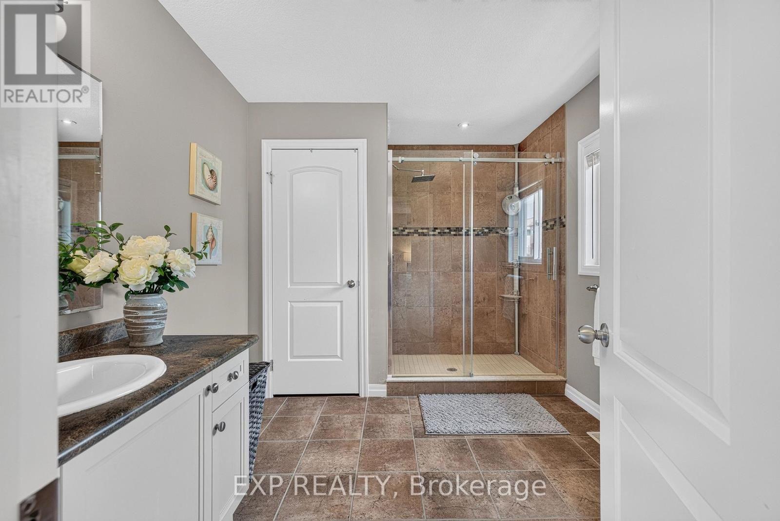 522 Woodbine Avenue, Kitchener, Ontario  N2R 1Y9 - Photo 30 - X13639178