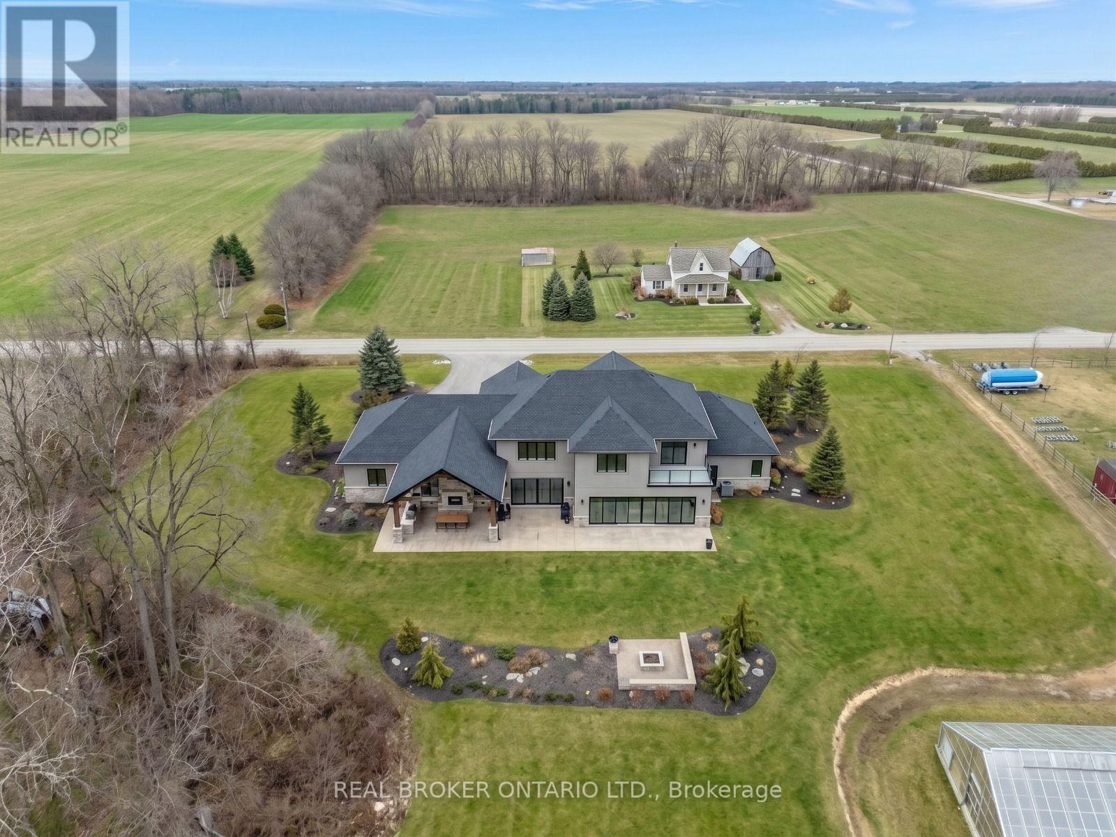 1135 Norfolk Cty 19 Road W, Norfolk, Ontario  N0E 1V0 - Photo 4 - X13639204