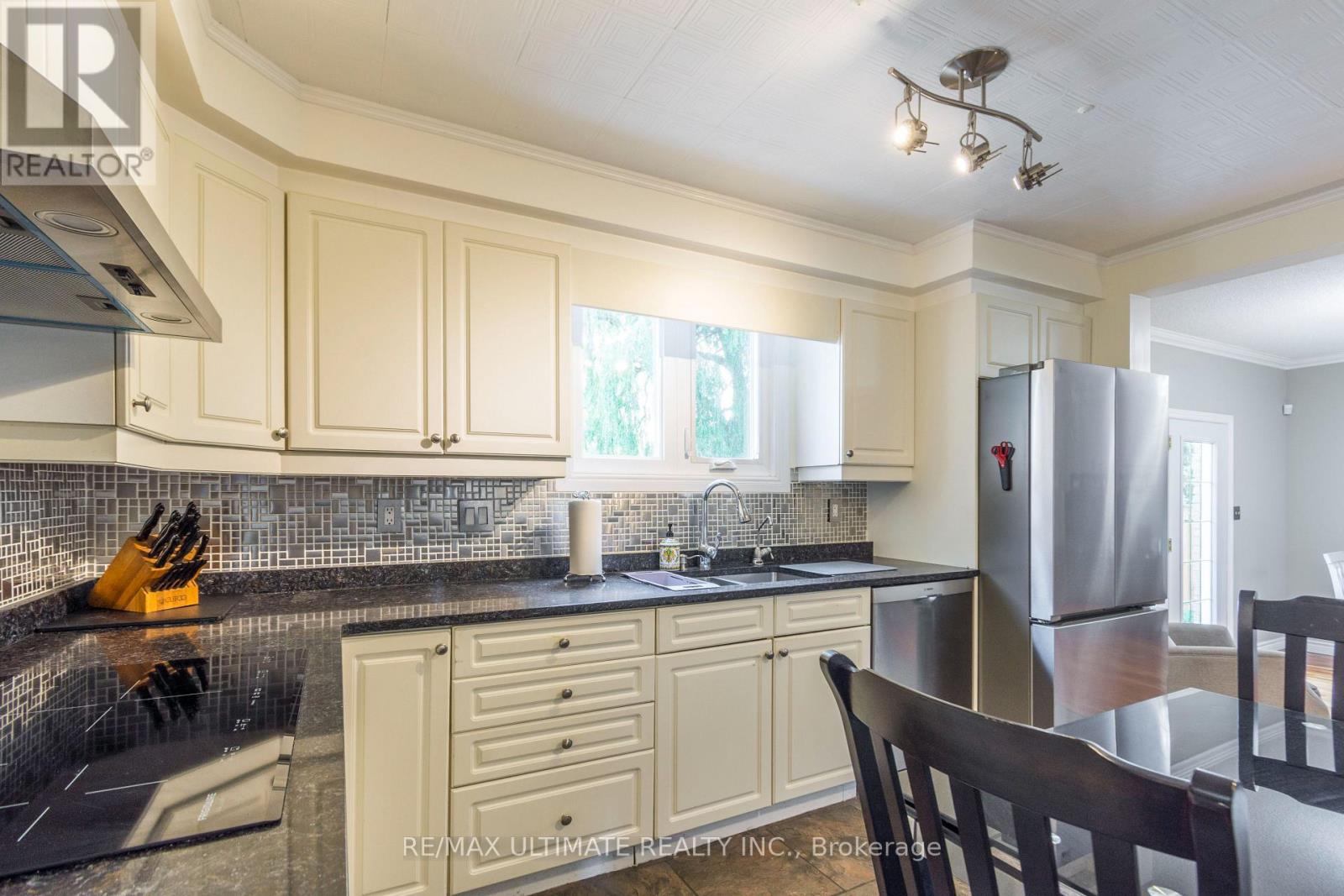 34 Briarwood Cres Crescent, Belleville, Ontario  K8N 5K9 - Photo 11 - X13639224
