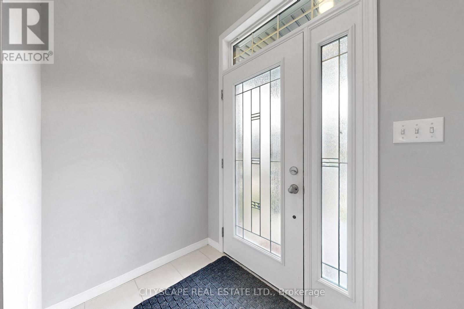 274 Buttonbush Street, Waterloo, Ontario  N2V 0B4 - Photo 5 - X13639406