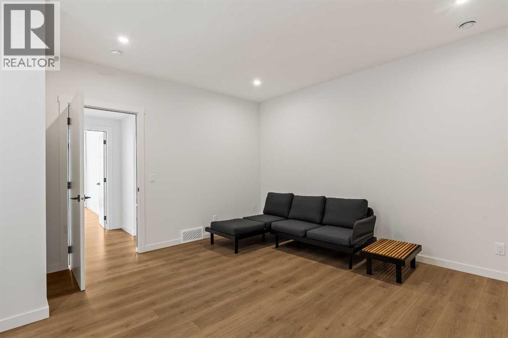 68 Cranbrook Cape SE, Calgary, Alberta  T3M 3L5 - Photo 39 - A2313924