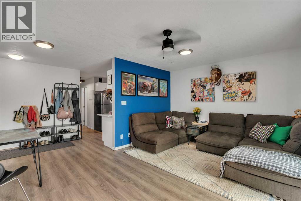6224 18a Street SE, Calgary, Alberta  T2C 0N1 - Photo 6 - A2325281