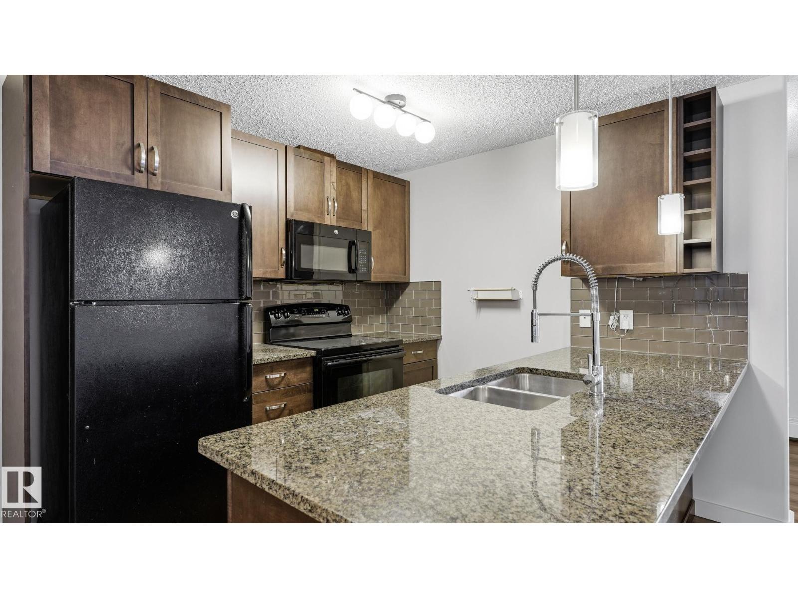 #361 7805 71 St NW, Edmonton, Alberta  T6B 3V6 - Photo 6 - E4502149