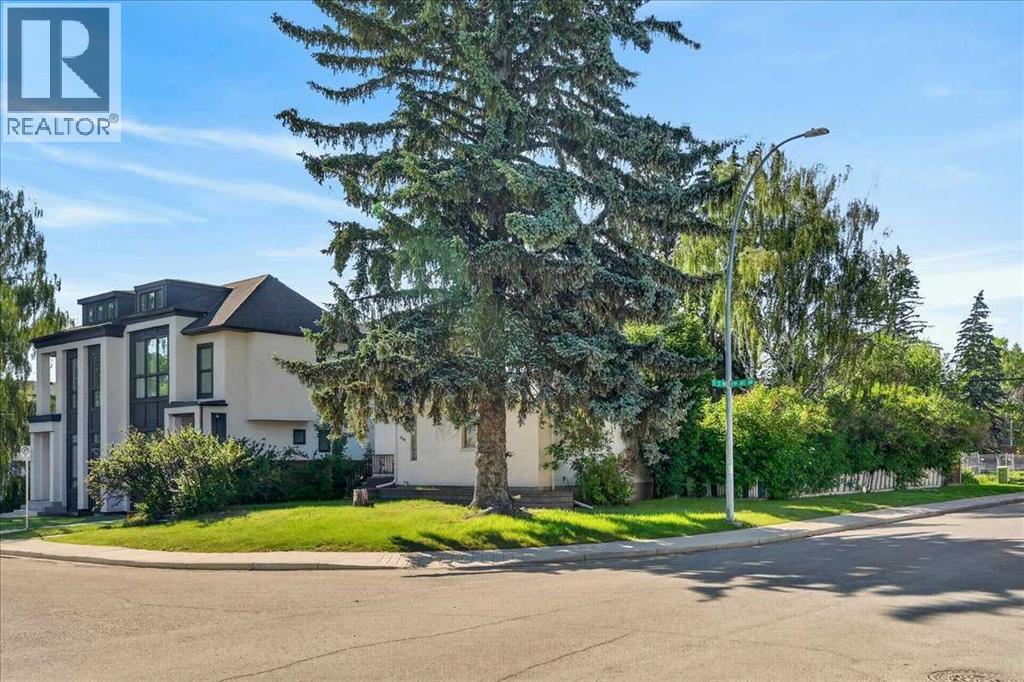 1739 19 Avenue NW, Calgary, Alberta  T2M 1B4 - Photo 2 - A2330505