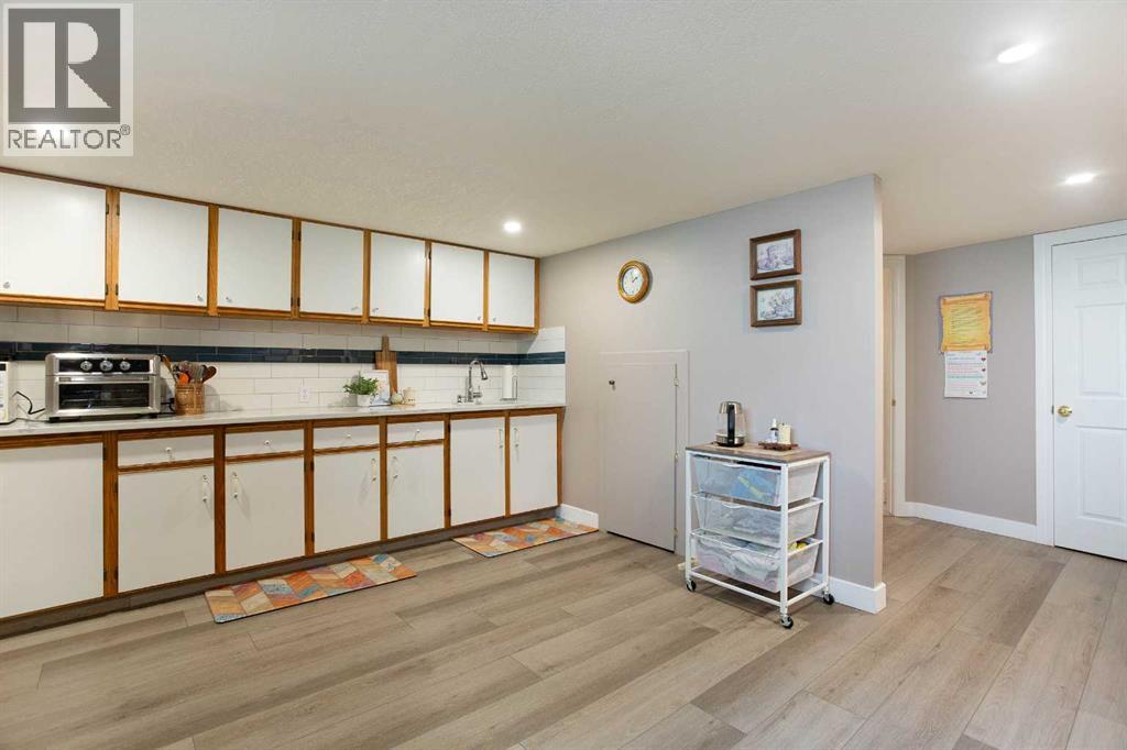 128 Waterstone Place SE, Airdrie, Alberta  T4B 2G1 - Photo 34 - A2331494