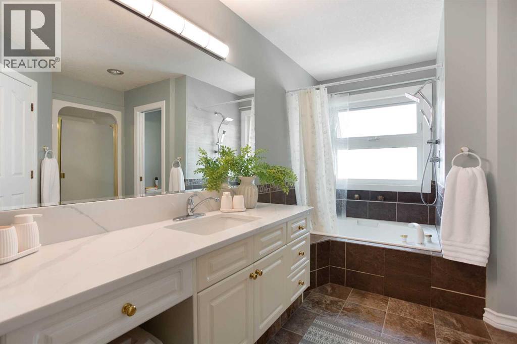 128 Waterstone Place SE, Airdrie, Alberta  T4B 2G1 - Photo 18 - A2331494
