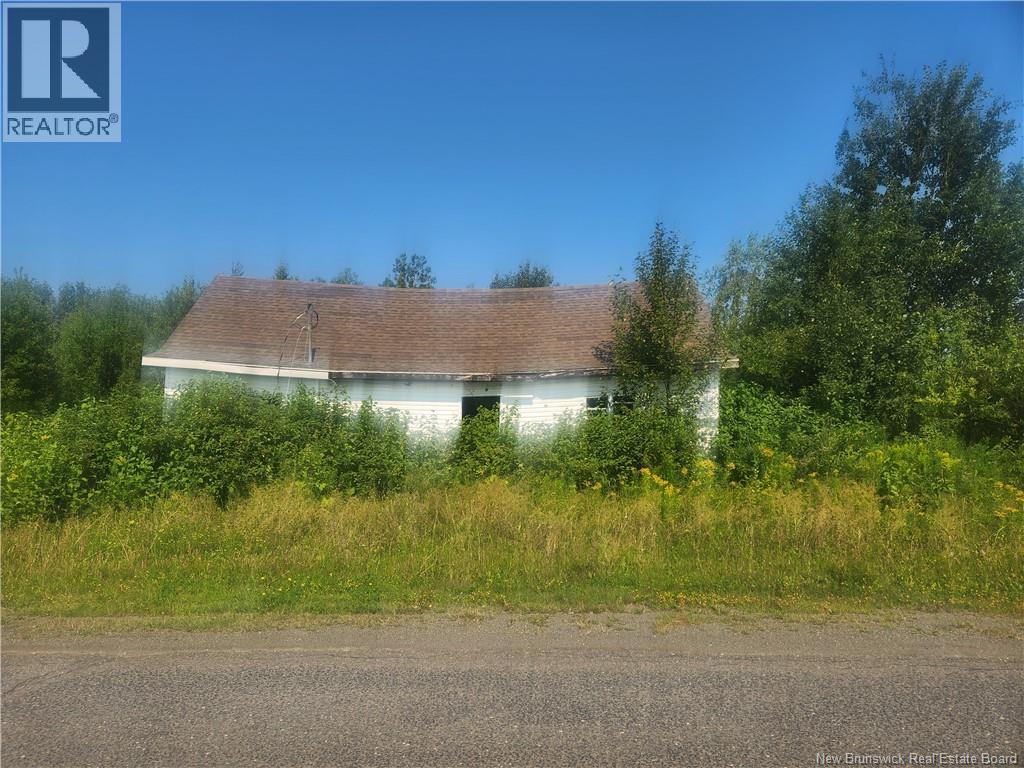 16 Andre Soucy Road, Saint-Léonard, New Brunswick  E7E 2L1 - Photo 2 - NB145374