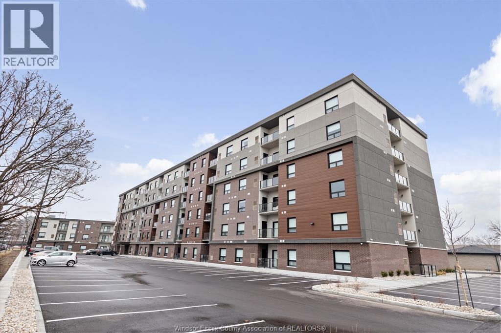 MLS# 26018910: 11870 TECUMSEH ROAD East Unit# 202, Tecumseh, Canada