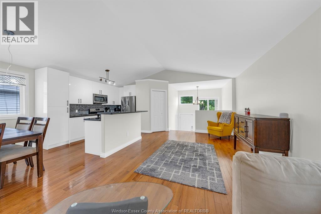 1039 Silverdale, Windsor, Ontario  N9G 2R9 - Photo 12 - 26018905