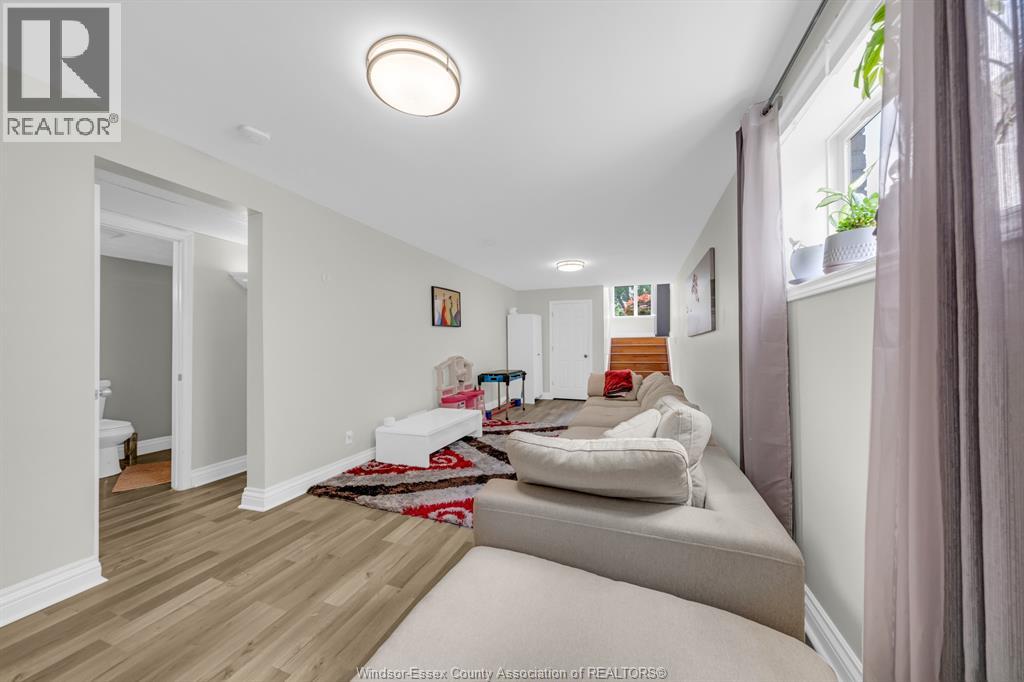 1039 Silverdale, Windsor, Ontario  N9G 2R9 - Photo 33 - 26018905