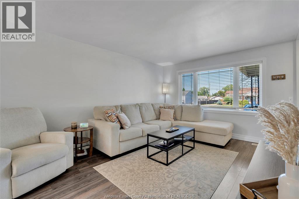 1667 Aubin, Windsor, Ontario  N8Y 4G3 - Photo 4 - 26018886