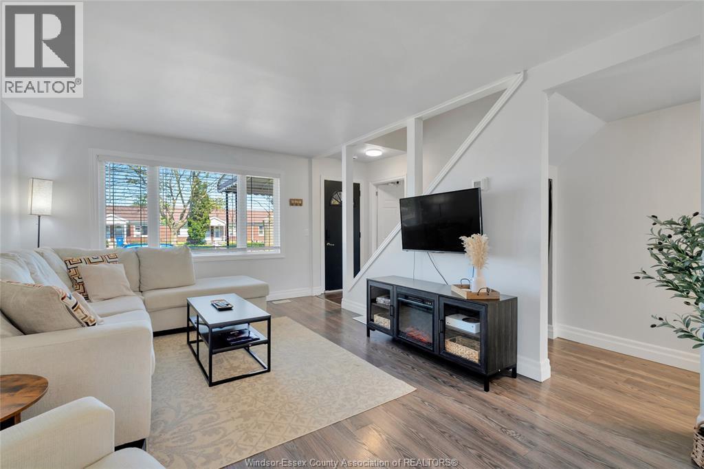 1667 Aubin, Windsor, Ontario  N8Y 4G3 - Photo 5 - 26018886