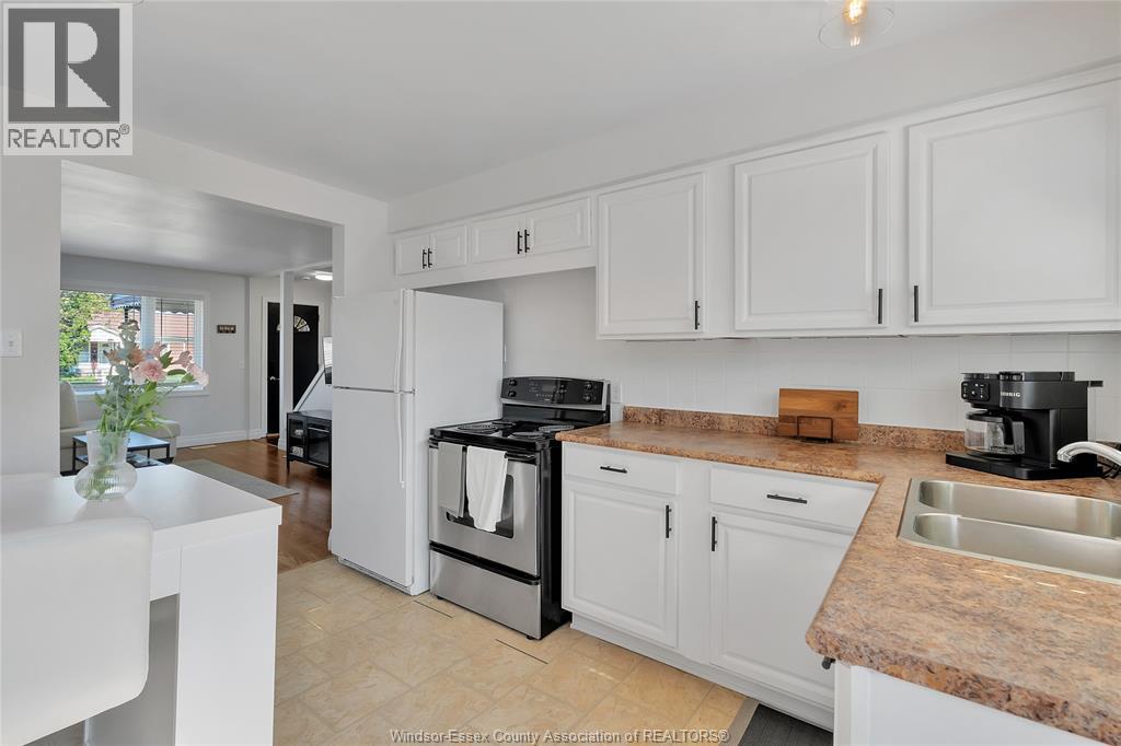 1667 Aubin, Windsor, Ontario  N8Y 4G3 - Photo 9 - 26018886