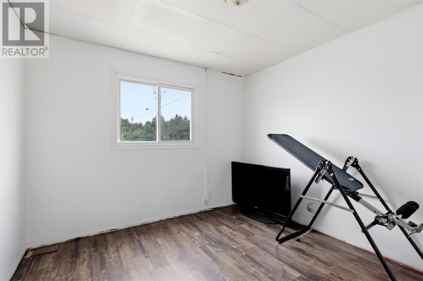 763 Dyment St, Sault Ste. Marie, Ontario  P6C 1E7 - Photo 10 - SM261907