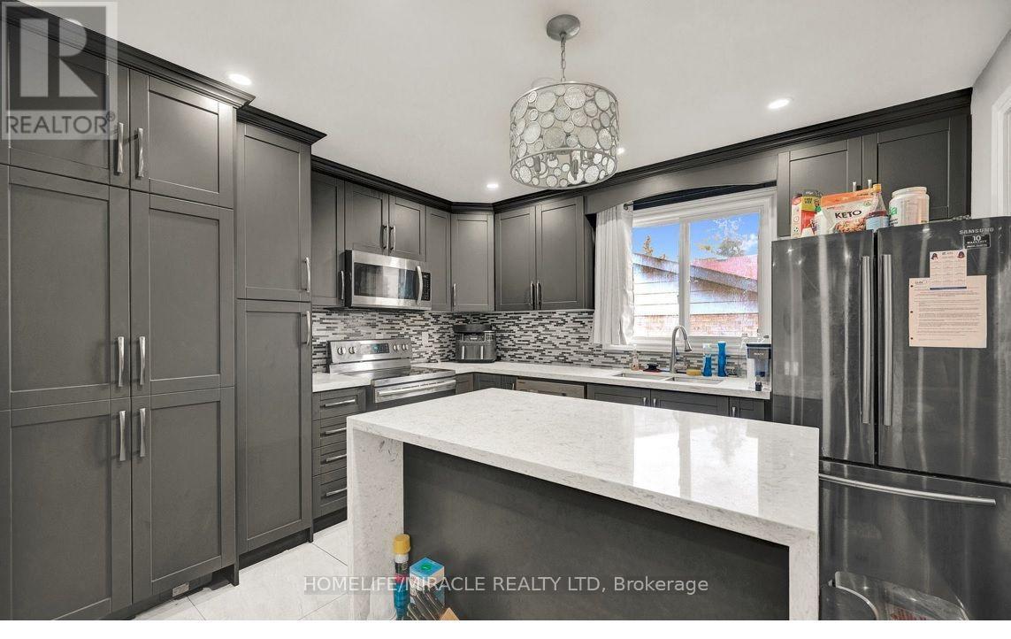 696 Sheppard Avenue, Pickering, Ontario  L1V 1G3 - Photo 8 - E13637938