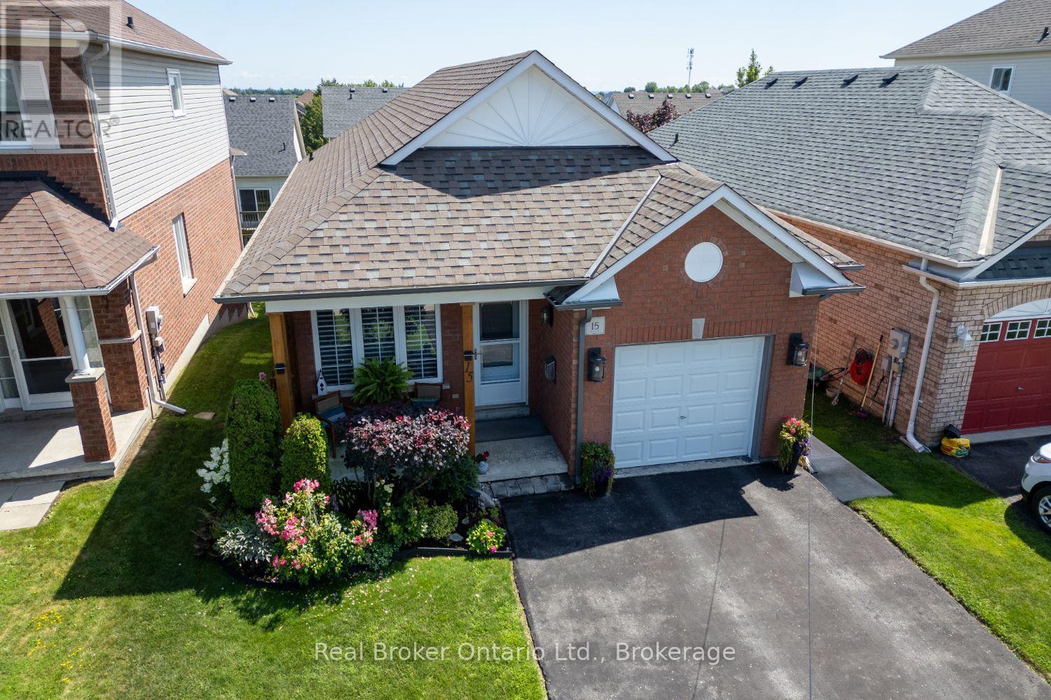 15 Frank Wheeler Avenue, Clarington, Ontario  L1E 3H5 - Photo 3 - E13639560