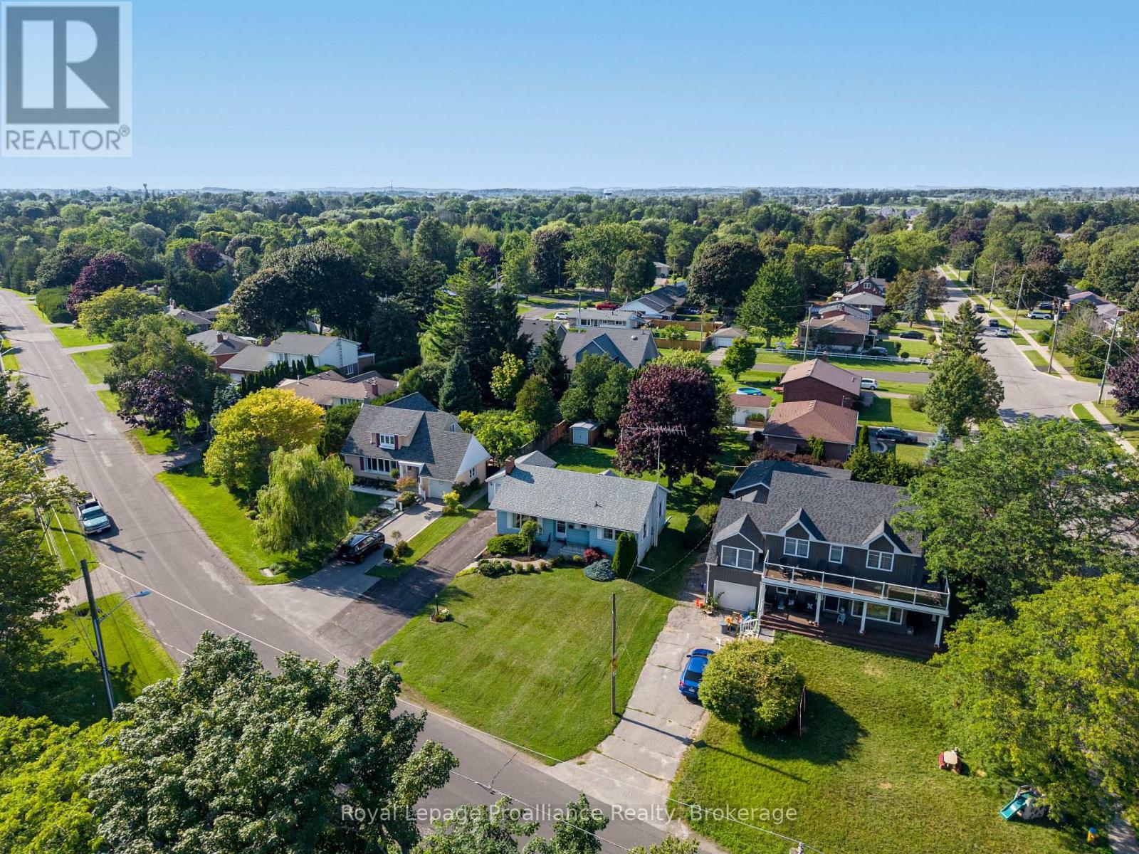 550 Lakeshore Road, Cobourg, Ontario  K9A 1S5 - Photo 2 - X13639516