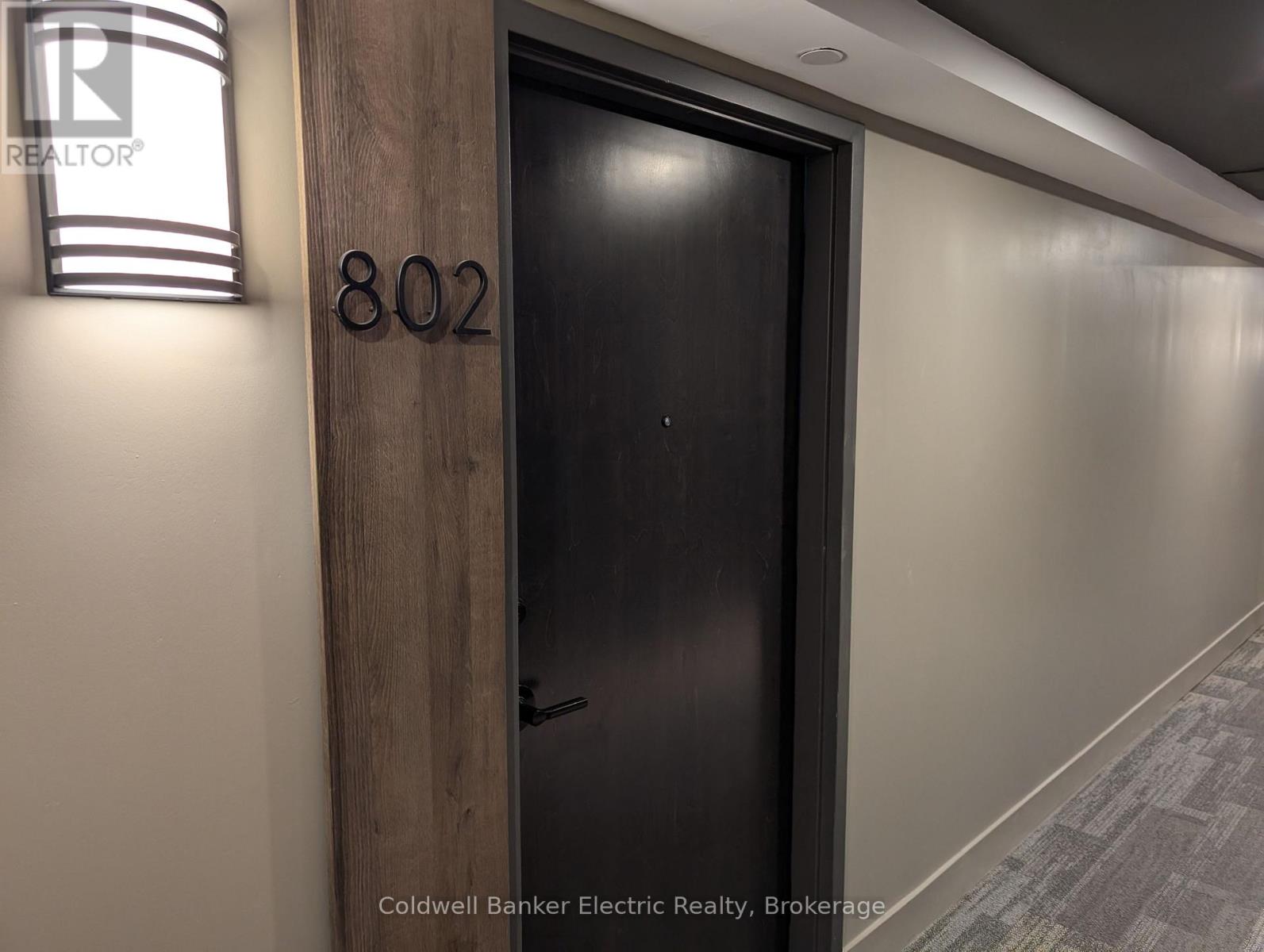 802 - 195 Hunter Street E, Peterborough, Ontario  K9H 1G9 - Photo 2 - X13639630