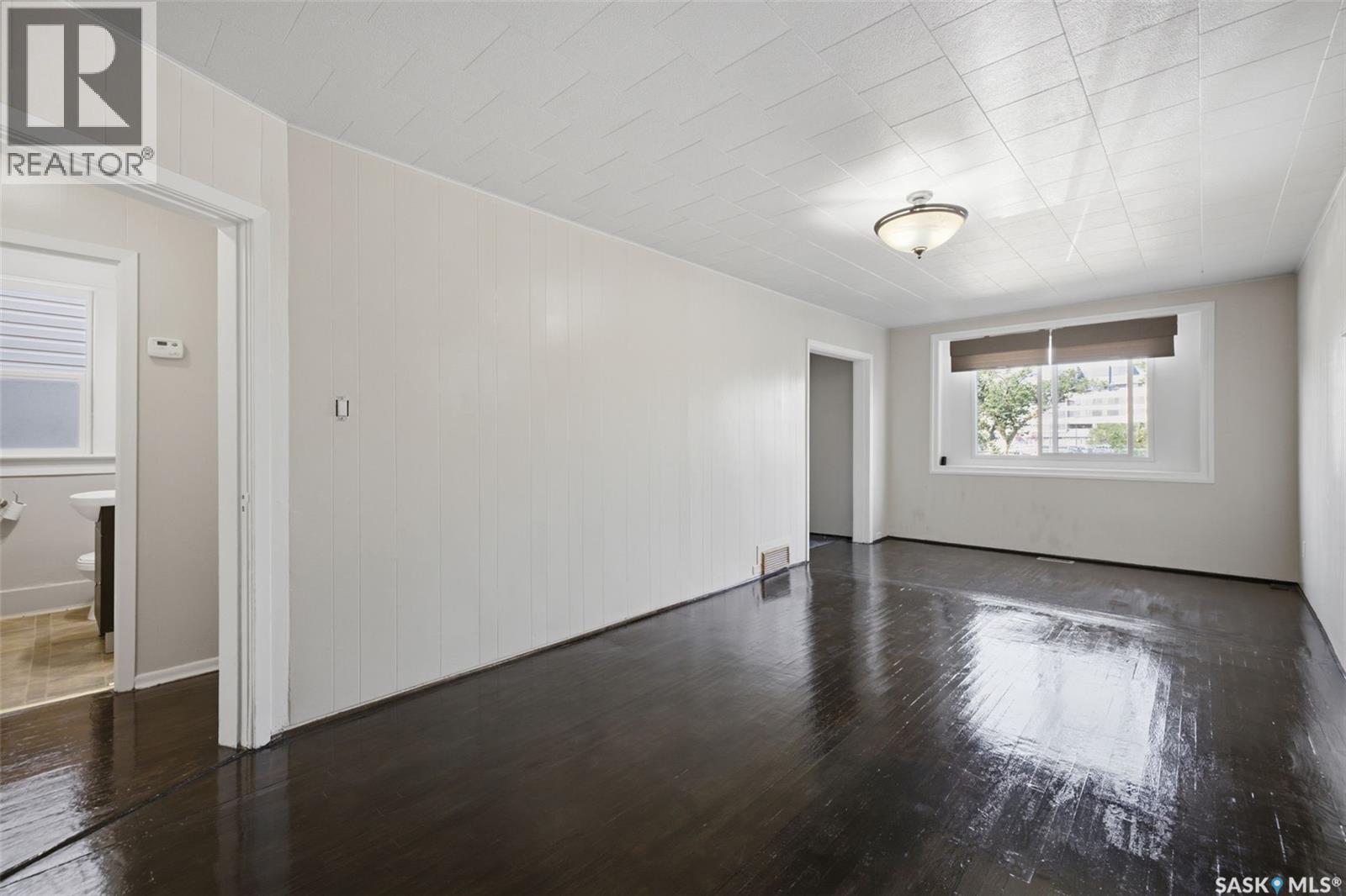 1545 Princess Street, Regina, Saskatchewan  S4T 3Z3 - Photo 3 - SK044570