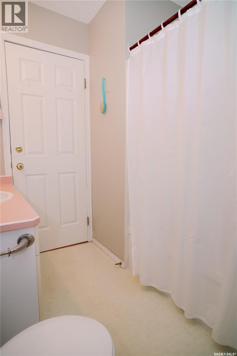 939 Haslam Crescent, Saskatoon, Saskatchewan  S7S 1C8 - Photo 20 - SK043828